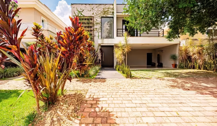 Casa de condomínio à Venda, Alphaville Santana de Parnaíba - SP
