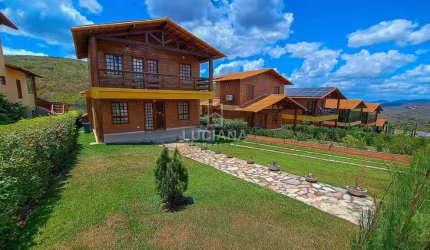 Espetacular! Casa com 3 suítes mobiliada em Gravatá-PE