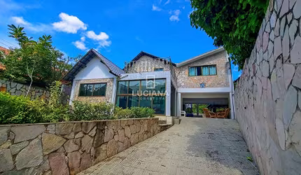 6 quartos! Excelente casa em condomínio bem localizado- Gravatá/PE