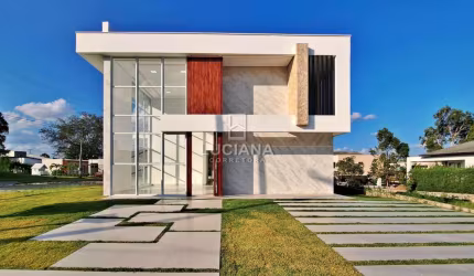 Lançamento! Casa com 4 suítes em Condomínio de Alto Padrão!