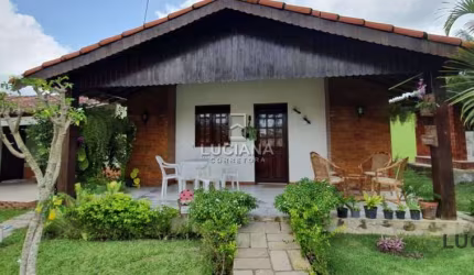 Casa com 3 quartos à Venda Em Condomínio