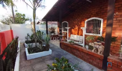 CASA TOTALMENTE SOLTA À VENDA EM GRAVATÁ