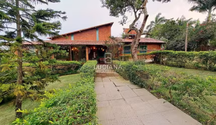 Excelente Casa com Vista em condomínio fechado em Gravatá/PE