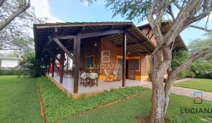 Casa com 4 quartos Jardim Amplo Condomínio Estilo Fazenda