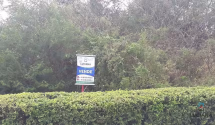 Terreno com mais de 3.500m² em Condomínio com Vista