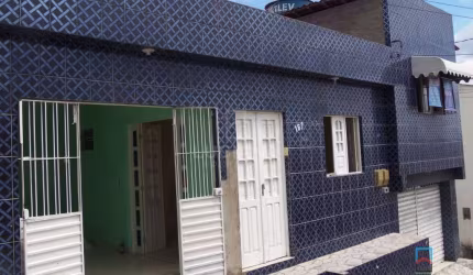 Casa à venda com Ponto Comercial