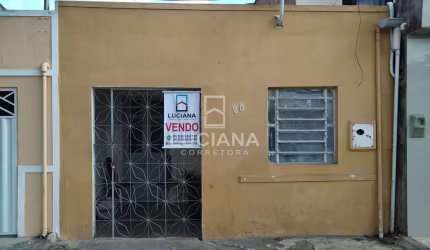 casa bem localizada a venda em Gravatá- PE