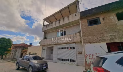 Ótima localização! Casa no Centro da cidade para venda em Gravatá