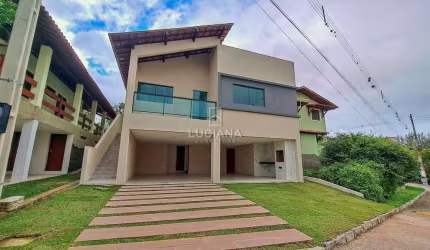Sua Excelente Casa com 5 Quartos em Condomínio em Gravatá/PE!