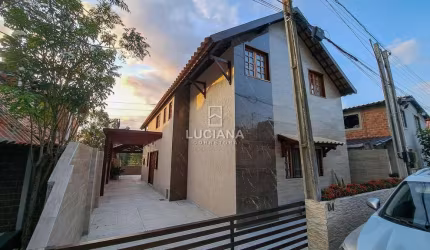Casa com Vista do Lago - Condomínio com Excelente Localização - Gravatá/PE