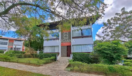 Seu Aconchegante Flat com 4 Quartos no Portal de Gravatá!
