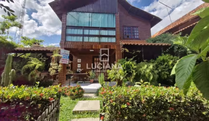 Casa com 5 quartos à venda em Condomínio