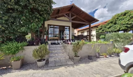 LINDA CASA EM CONDOMÍNIO A VENDA EM  GRAVATÁ-PE