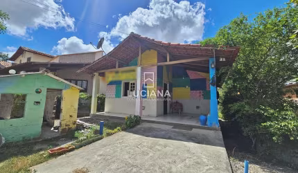 Oportunidade Incrível! Casa com 3 Quartos em Condomínio perto do Centro