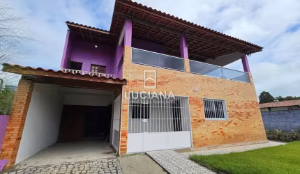 Excelente Localização! Casa com piscina perto do Centro de Gravatá/PE