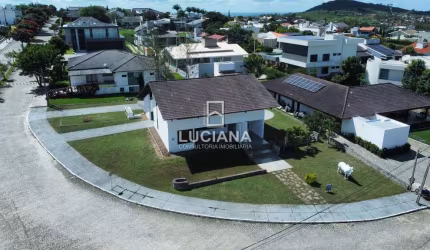 Incrível! Casa com 4 suítes em Excelente Condomínio em Gravatá/PE