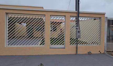 Vendo Excelente Casa 3/4 Residecial Cloves Vetorato em Várzea Grande.