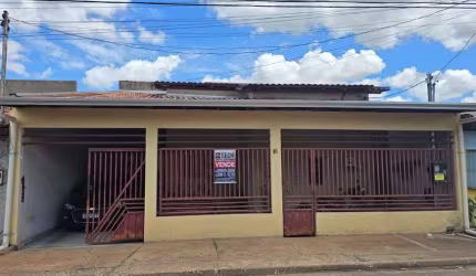 Casa 4 Quartos sendo 1 suite Jardim União Cristo Rei Várzea Grande.