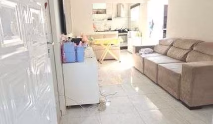 Linda Casa 3/4 condomínio Rubi em Várzea Grande