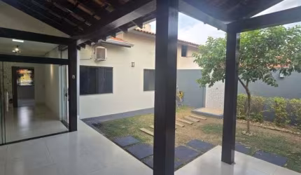 Vendo Linda Casa 3/4 Condomínio Fechado Juliana Chpéu do Sol em Várzea Grande - MT