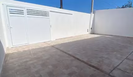 Casa na Praia para Venda em Itanhaém, PRAIA DOS SONHOS, 3 dormitórios, 1 suíte, 1 banheiro, 4 vagas