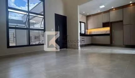 Casa com 3 dormitórios sendo 1 suíte à venda, 150 m² de terreno e 113 de área construída por R$ 723