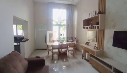 Belíssima Casa à venda, 2 dormitórios, 1 suíte, 2 vagas de garagem, Condomínio Jardim Park Real, In