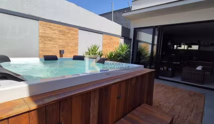 Casa à venda, com ofurô, área gourmet, Condomínio Residencial Dona Lucilla, Jardim Esplanada, Indai