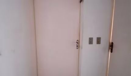 Vende-se Flat Mobiliado
