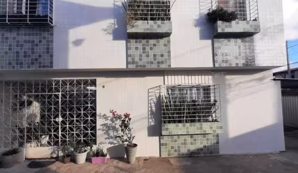 Casa Duplex em Condomínio