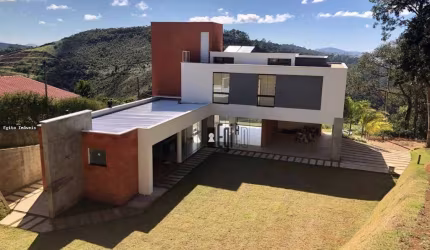 Casa com 3 dormitórios à venda, 371 m² por R$ 1.395.000,00 - Novo Horizonte - Juiz de Fora/MG