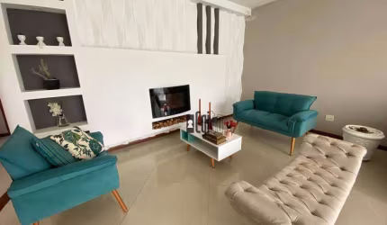 Casa com 4 dormitórios à venda, 440 m² por R$ 850.000,00 - Fontesville - Juiz de Fora/MG