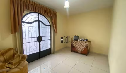 Linda Casa 2 Quartos com Quintal no Manoel Honório !!