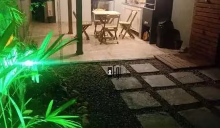 Casa com 2 dormitórios à venda, 70 m² por R$ 325.000,00 - Nova Era - Juiz de Fora/MG