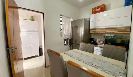 Casa com 2 quartos à venda, 80 m² por R$ 240.000 - Granbery - Juiz de Fora/MG