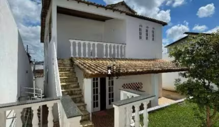 Casa com 4 dormitórios à venda, 160 m² por R$ 890.000,00 - Aeroporto - Juiz de Fora/MG