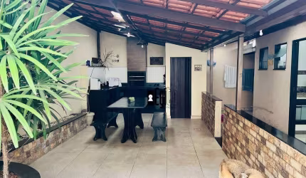 Casa com 2 dormitórios à venda por R$ 300.000,00 - Barbosa Lage - Juiz de Fora/MG