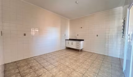 Apartamento para locação – 2 dormitórios – São Lourenço – 75 m²