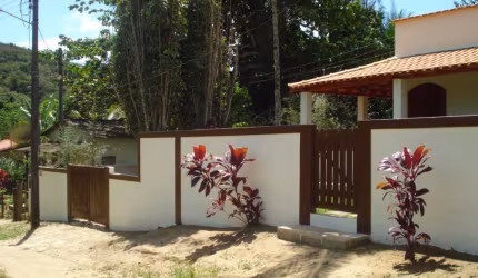 LINDA PROPRIEDADE COM UMA LINDA CASA EM UMA MINI CHÁCARA