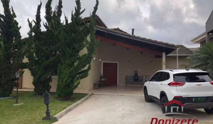 Casa á venda em Condomínio Fechado - Vargem Grande Paulista