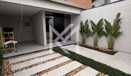 Casa à venda no bairro Centro - Balneário Camboriú/SC
