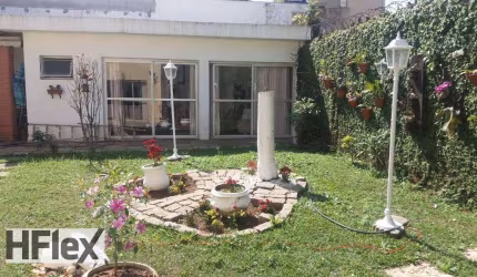 Sobrado com 5 dormitórios, 258 m² - venda por R$ 1.650.000,00 ou aluguel por R$ 11.200,00/mês - Interlagos - São Paulo/SP