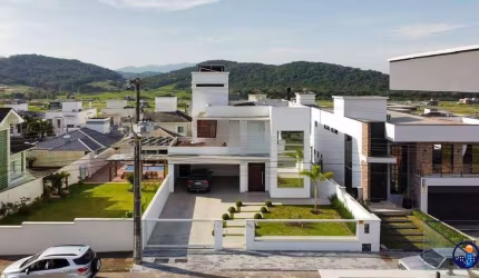 Casa de 3 dormitórios na Pedra Branca em Palhoça