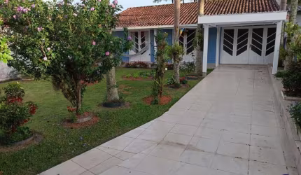 Casa para à venda no bairro Enseada do Brito (Ens Brito)