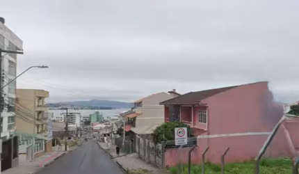 Terreno à venda de 360 m² | Bairro Praia Comprida | São José -SC