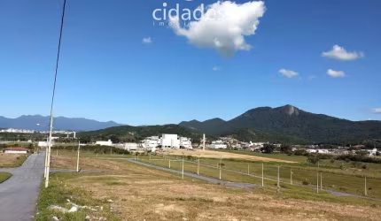 Terreno de 383 m² para venda no Sertão do Maruim, São José, Grande Florianópolis