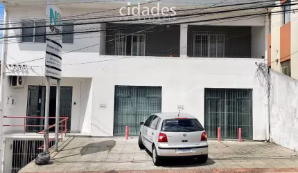 Área com loja comercial e garagem para venda de 220 m² localizada no bairro Ipiranga, São José, Grande Florianópolis