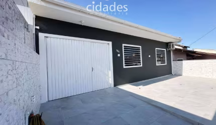 Casa de 2 dormitórios à venda no bairro Forquilhas