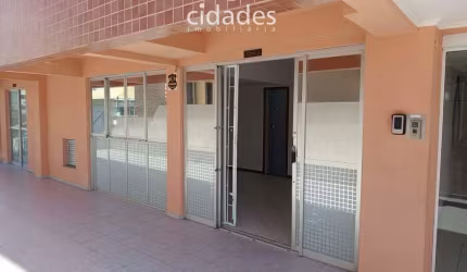 Loja comercial para aluguel próximo a faculdade Estácio de Sá em Barreiros, São José