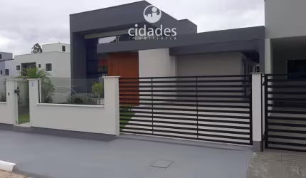 Oportunidade Única! Casa de 2 Quartos no Loteamento Lisboa III